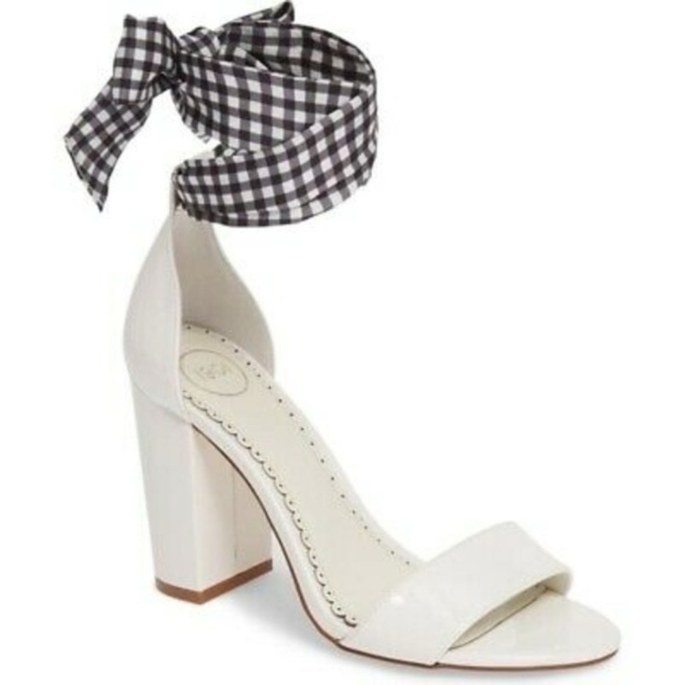 1901 🤍 White Patent Ankle Strap Convertible Sandal purchased at Nordstrom 7.5